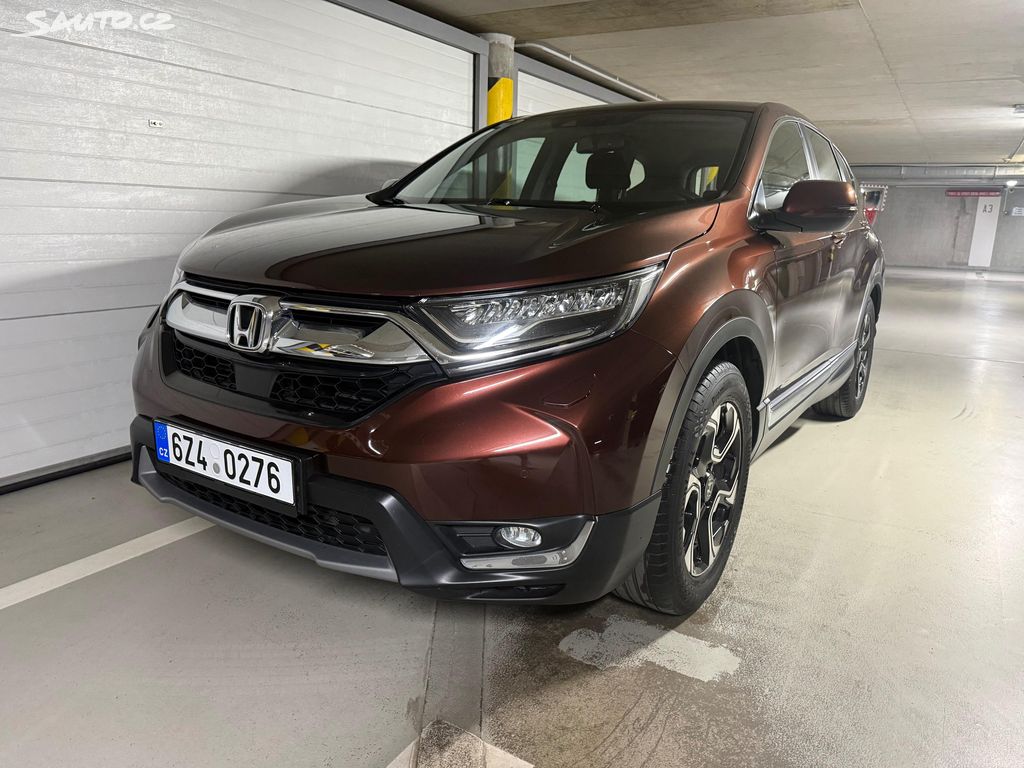 Honda CR-V, 1.5i,ČR,1.MAJ,SERVIS,ZÁRUKA